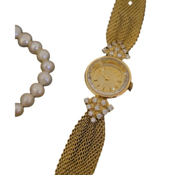 Luxury Quartz Women's Watch - Image 5