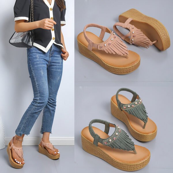 Fashionable Wedge Sandals - Image 3